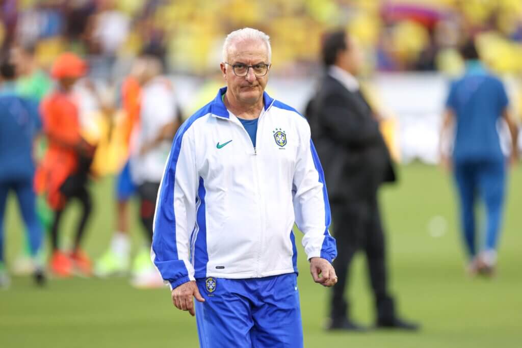 Brazilian Soccer in Crisis: Another Early Exit for the Seleção 2 2XFDMPT