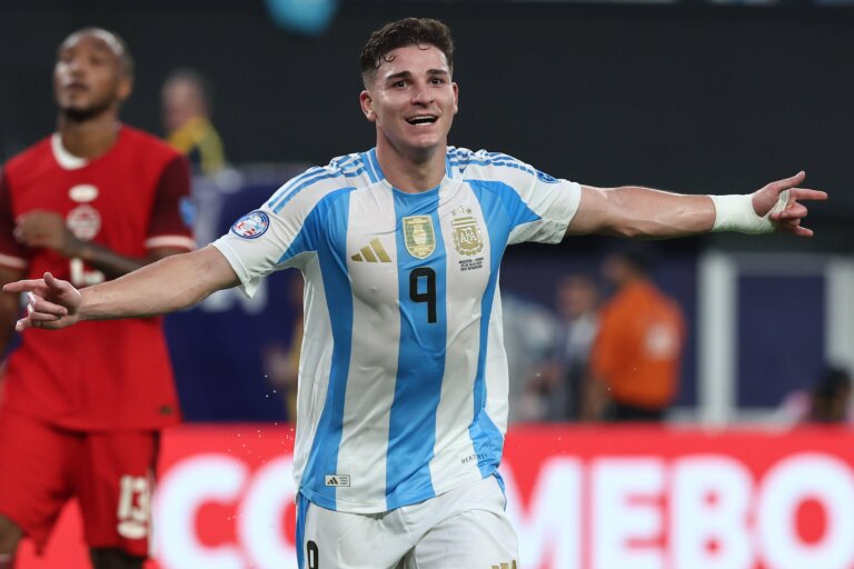 CITY WELCOMES ÁLVAREZ